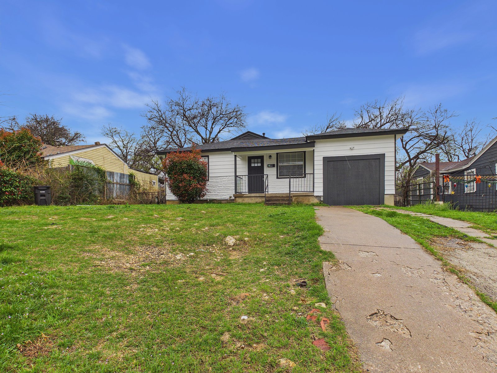 2928 Mitchell Boulevard, Fort Worth