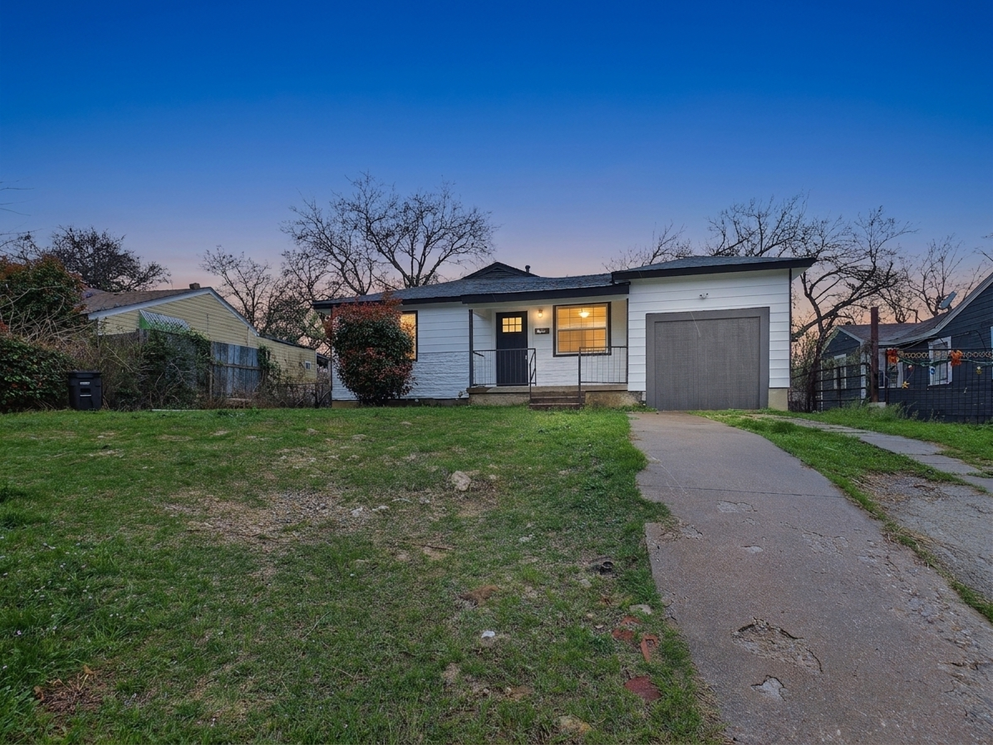 2928 Mitchell Boulevard, Fort Worth twilight