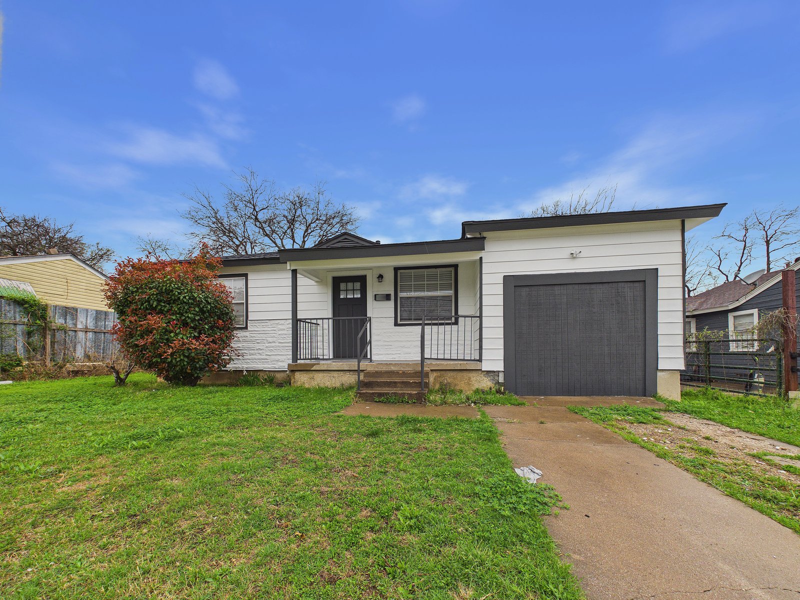2928 Mitchell Boulevard, Fort Worth